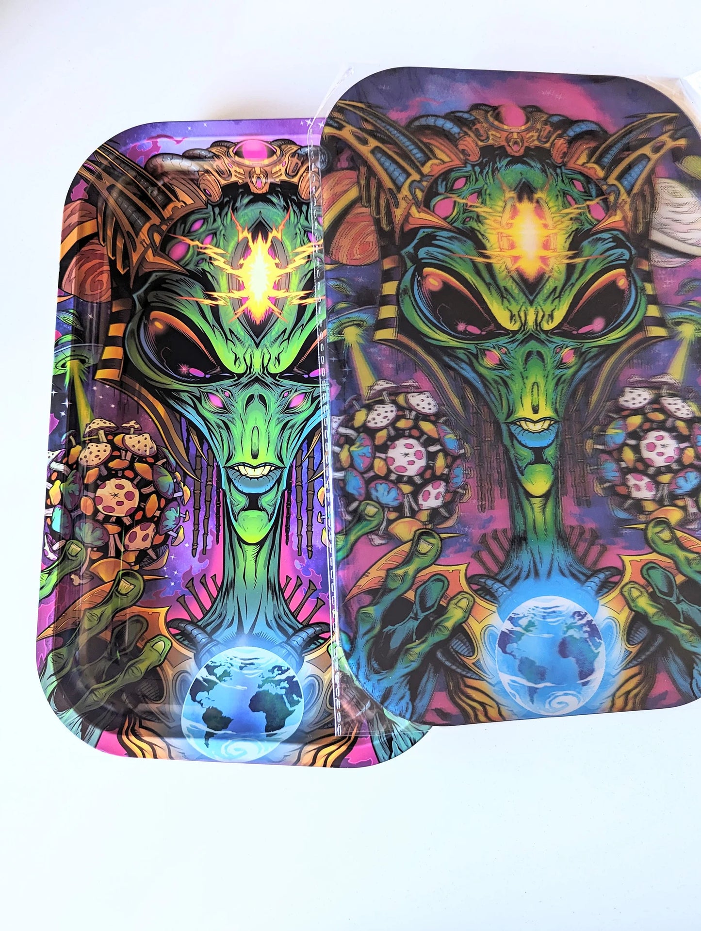 Eye Candy New World Order Rolling Tray (7" x 11")